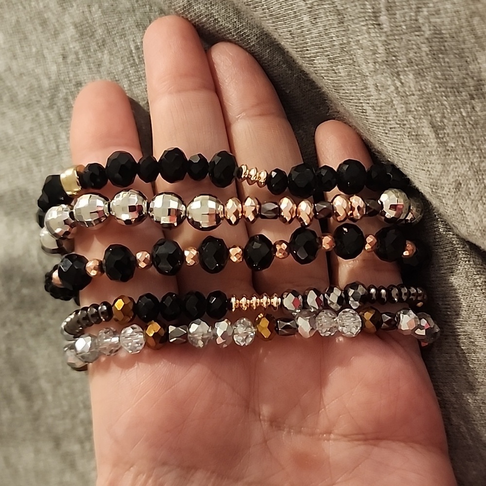 Stackable stretch bracelets - Picture 3 of 3